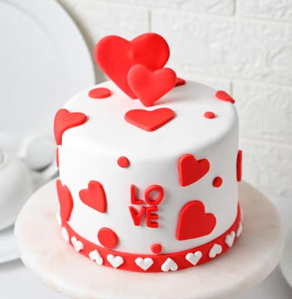 Love Fondant Cake